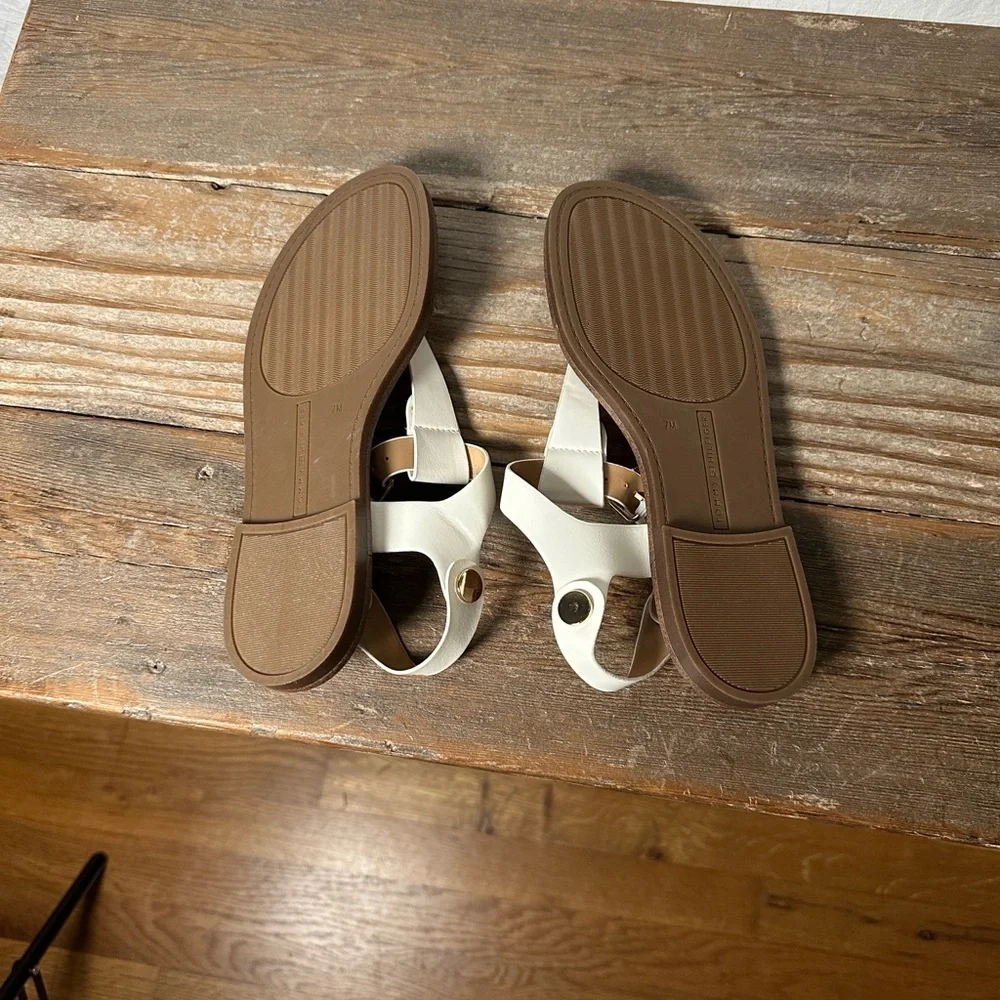 Tommy Hilfiger White and Tan Sandals - Picture 4 of 4